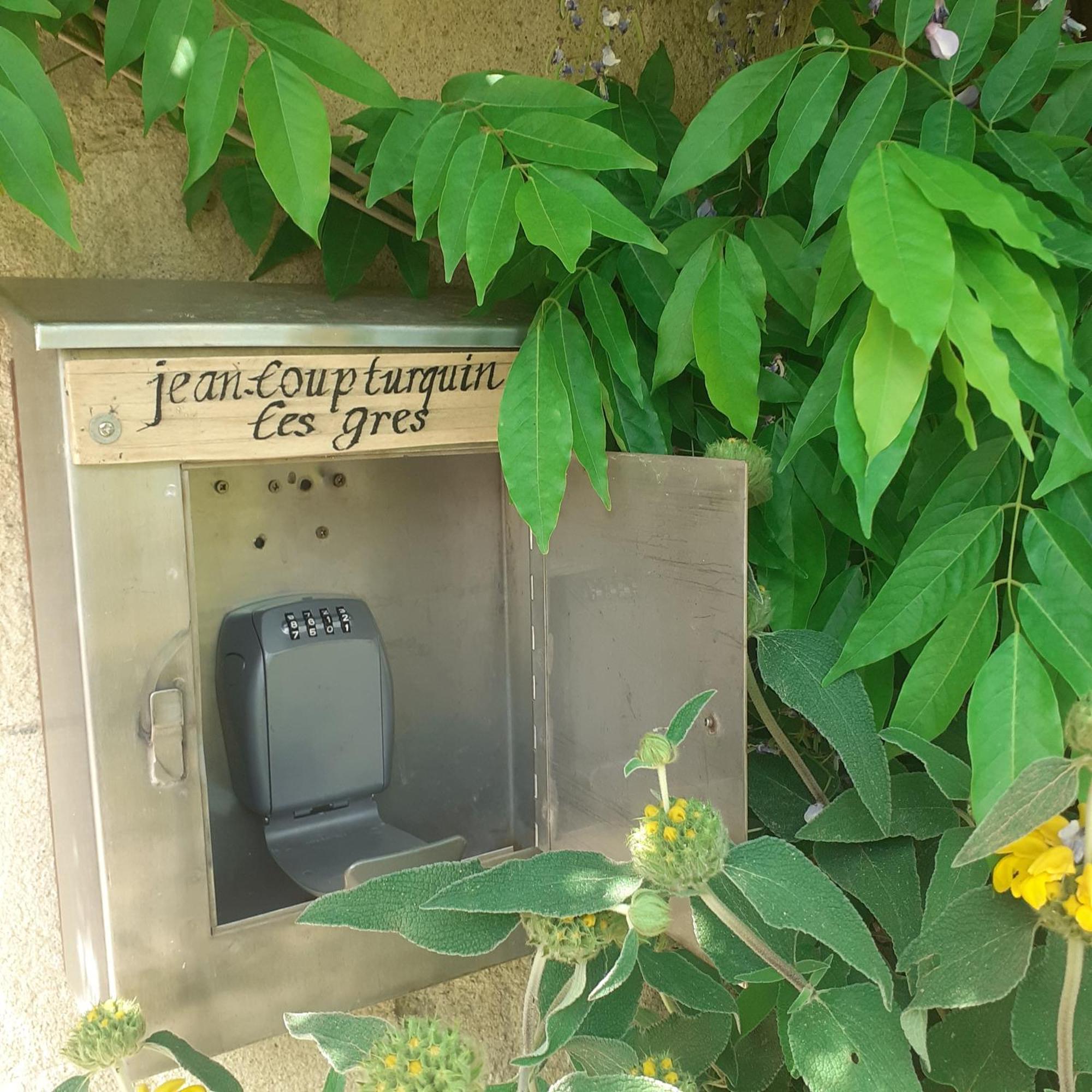 Les Gres Logis De Charme Holiday home Grignan